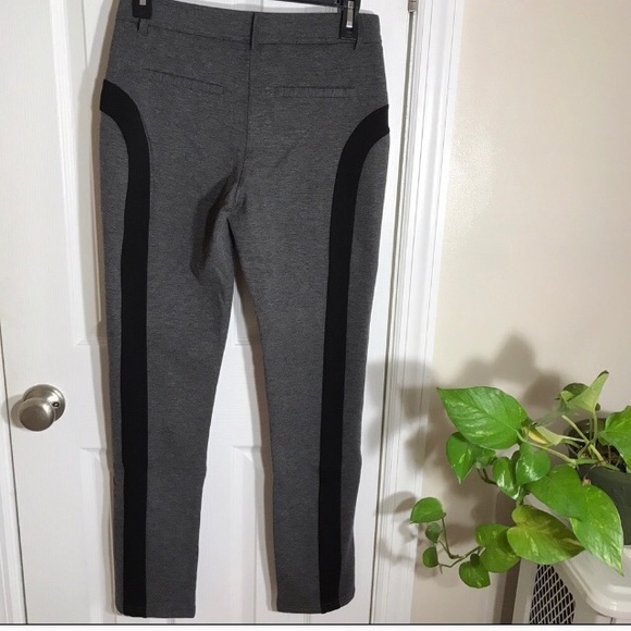 🛍Romeo & Juliet Couture Gray Ponte Knit Pants - Picture 3 of 5